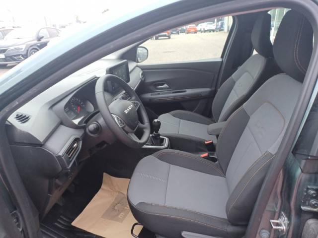 Dacia Sandero image 6