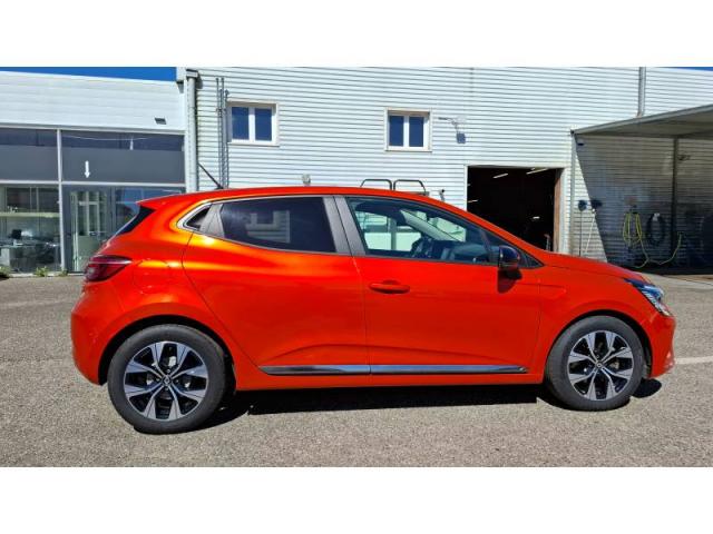 Renault Clio image 9