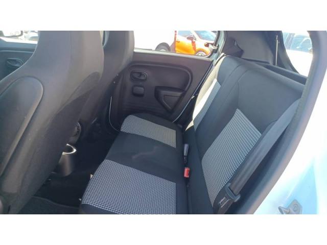 Renault Twingo image 8