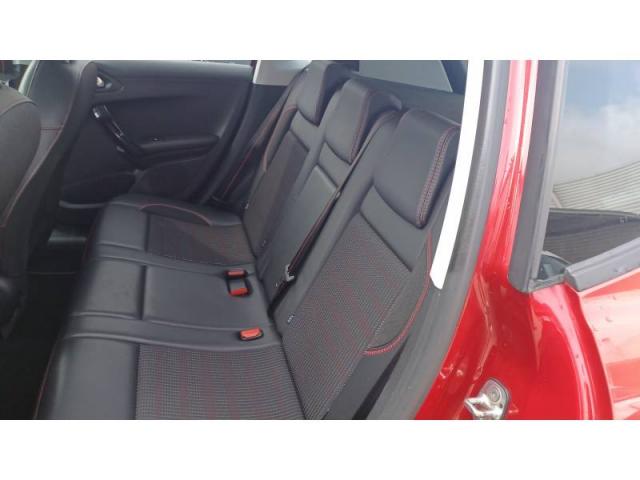Peugeot 2008 image 7