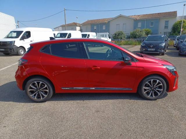 Renault Clio image 2