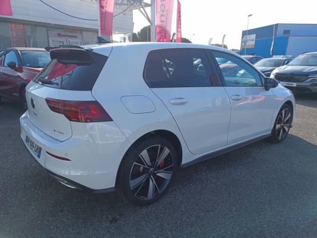 Volkswagen Golf image 6