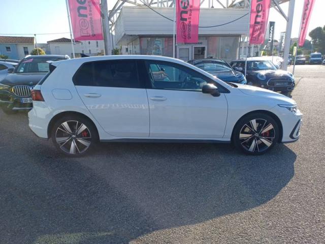 Volkswagen Golf image 9