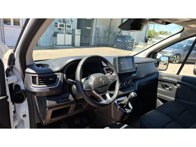 Renault Trafic image 4