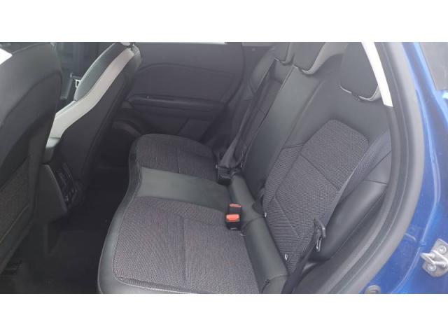 Renault Captur image 8