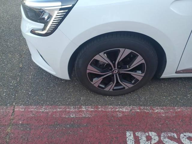 Renault Clio image 2