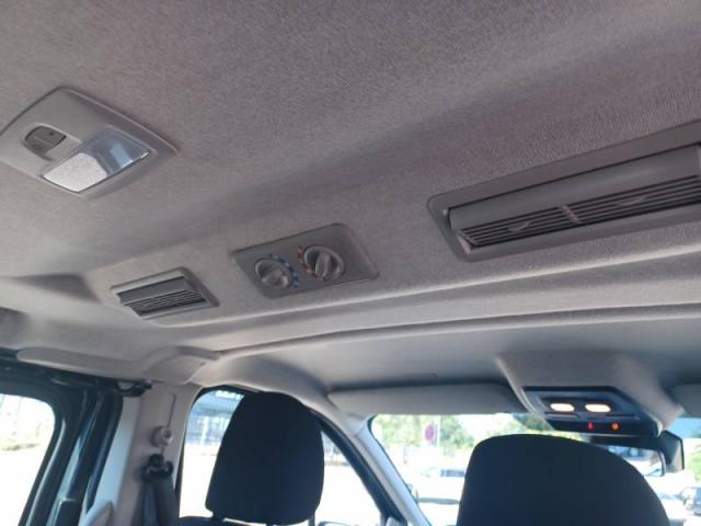 Renault Trafic image 9