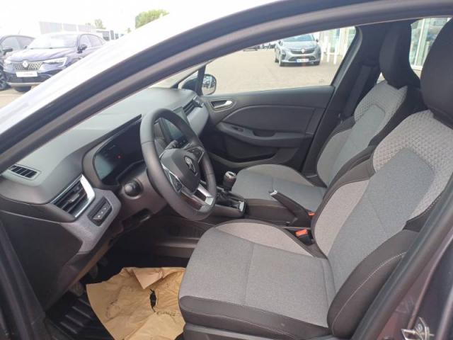 Renault Clio image 9