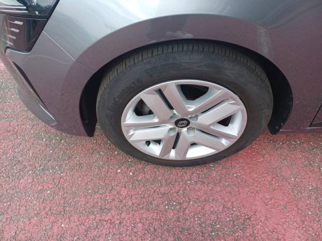 Renault Clio image 1