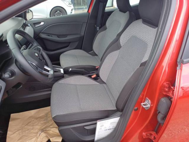 Renault Clio image 6