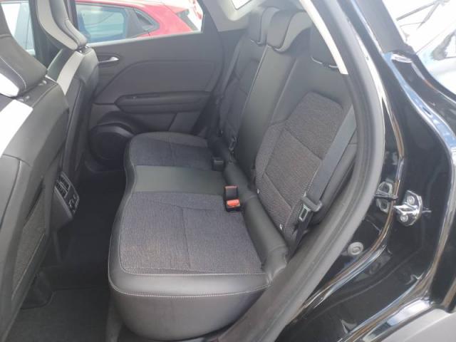 Renault Captur image 9