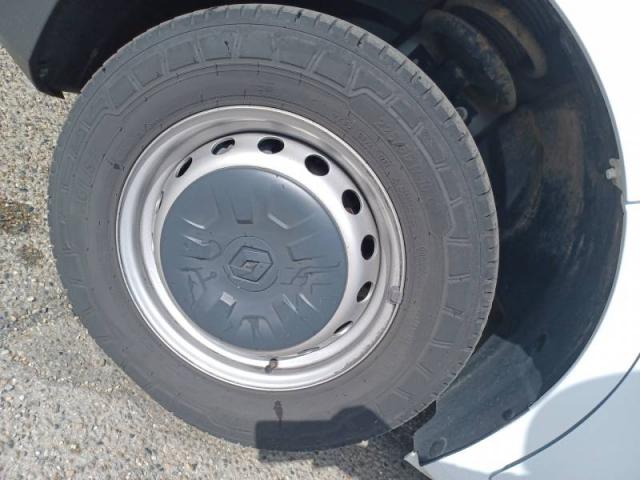 Renault Master image 9
