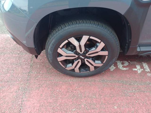 Dacia Duster image 8