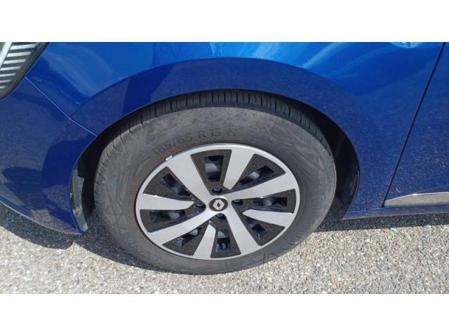 Renault Clio image 8