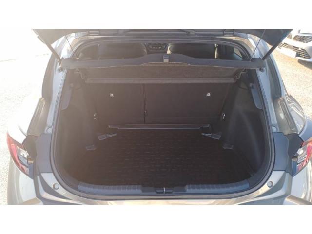 Toyota Corolla image 8