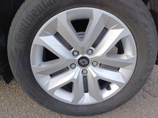 Renault Captur image 1