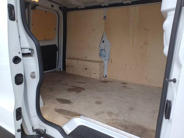 Renault Trafic image 9