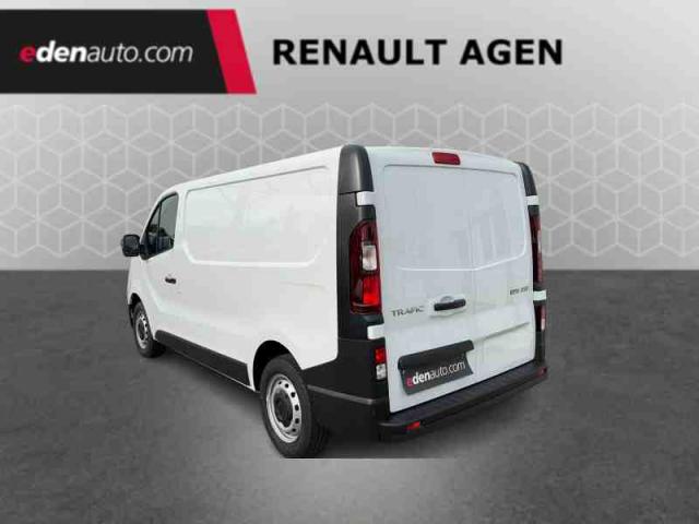 Renault Trafic image 2