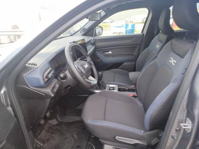 Dacia Duster image 1