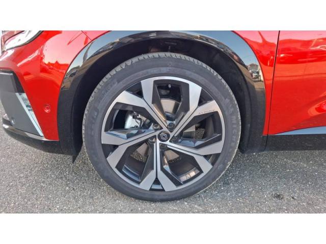 Renault Austral image 9