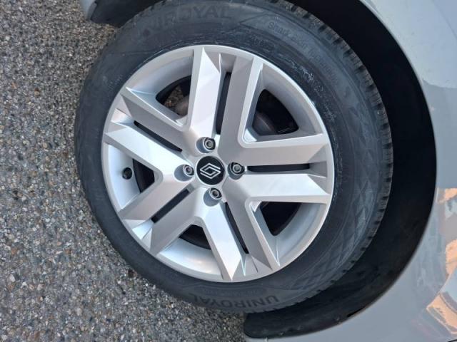 Renault Clio image 8