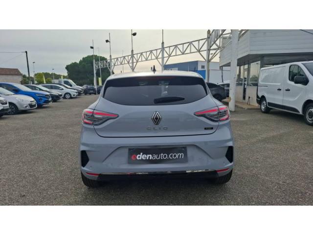 Renault Clio image 9