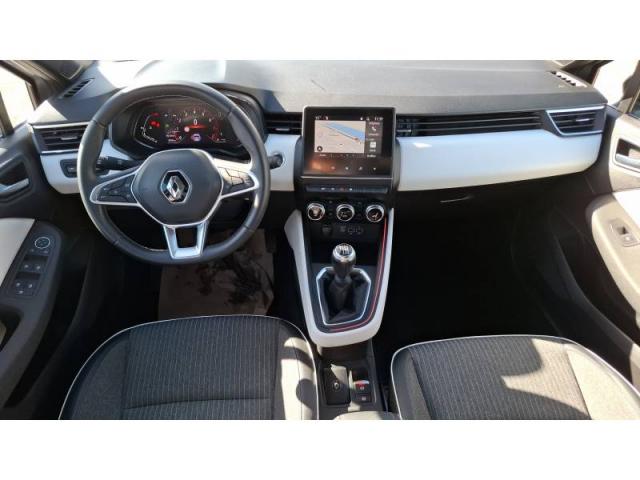 Renault Clio image 9