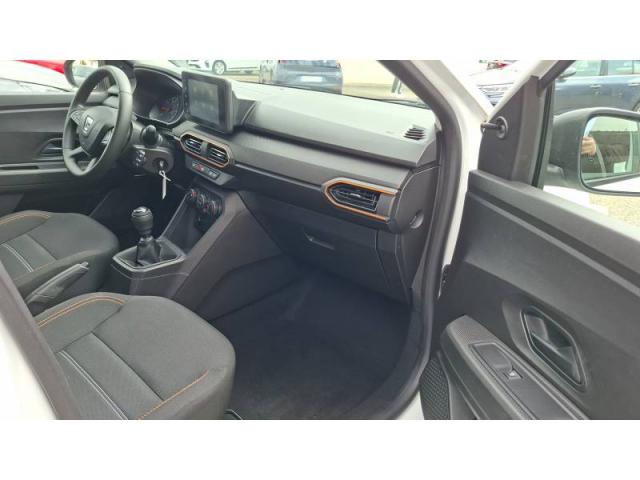 Dacia Sandero image 9