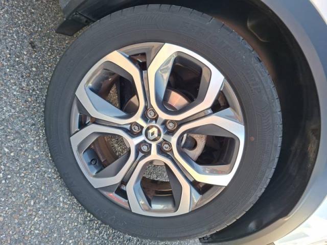 Renault Captur image 8