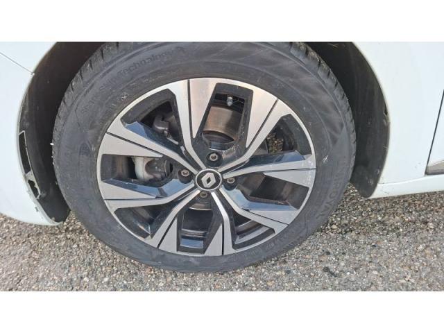 Renault Clio image 9