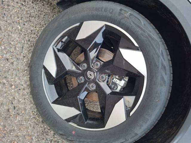 Renault Captur image 1