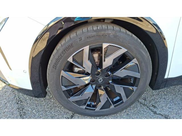 Renault Rafale image 1