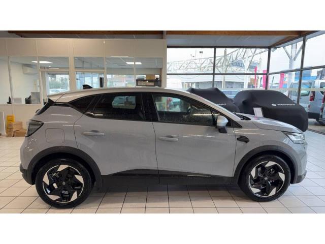 Renault Captur image 1