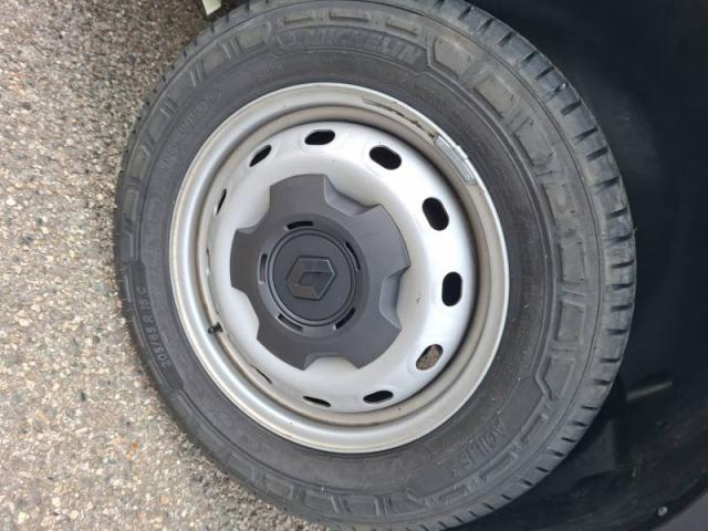 Renault Trafic image 3