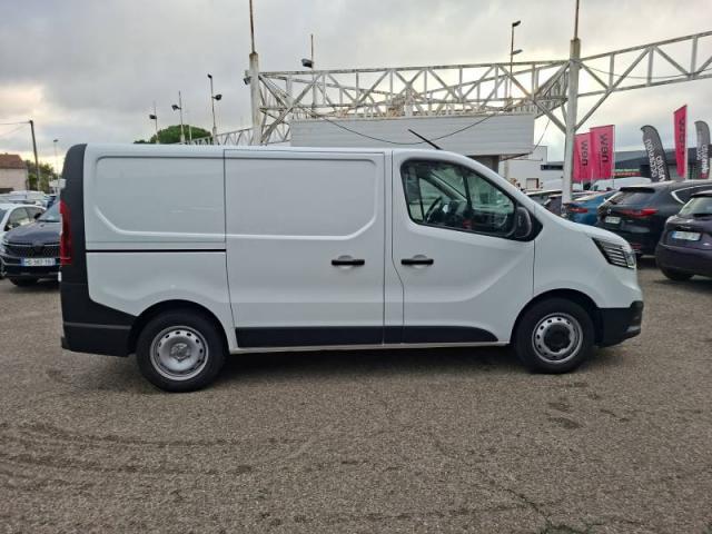Renault Trafic image 1