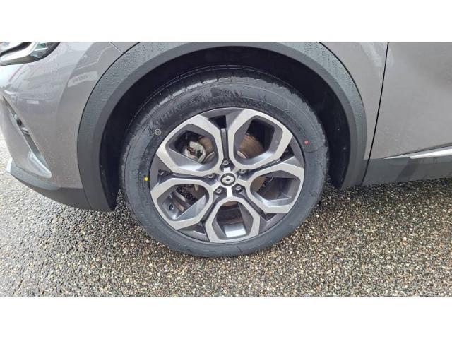 Renault Captur image 8