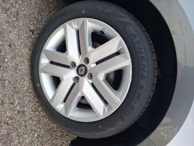 Renault Clio image 1