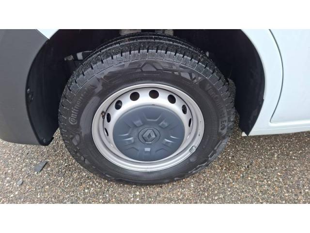 Renault Master image 1