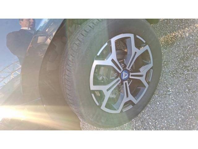 Dacia Duster image 5