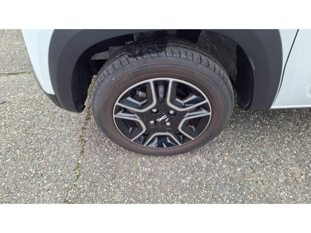 Dacia Spring image 7