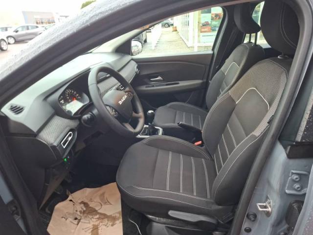 Dacia Sandero image 8