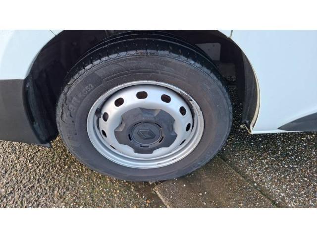 Renault Trafic image 8