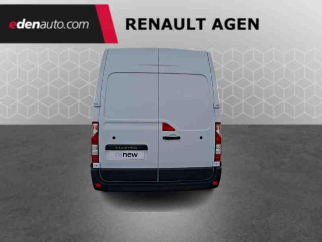 Renault Master image 2