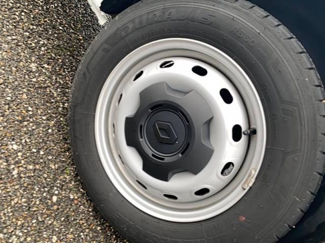 Renault Trafic image 6