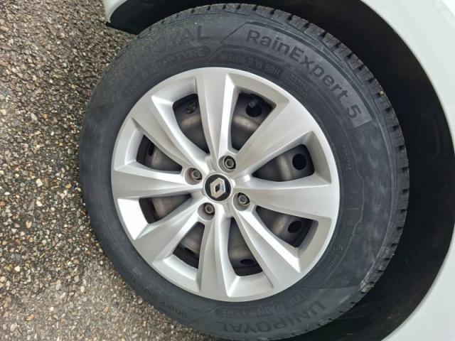 Renault Clio image 1