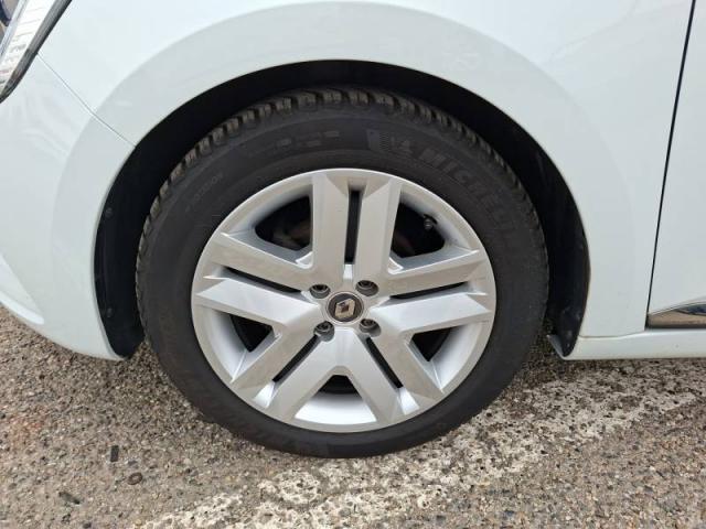 Renault Clio image 9