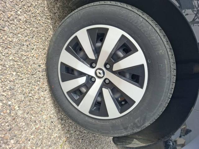 Renault Clio image 9