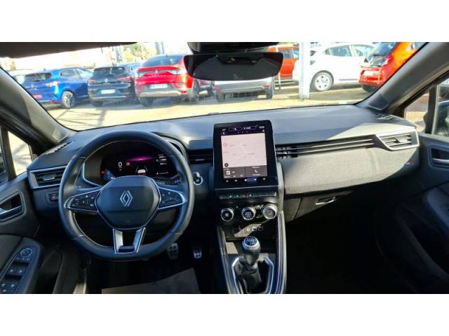 Renault Clio image 2
