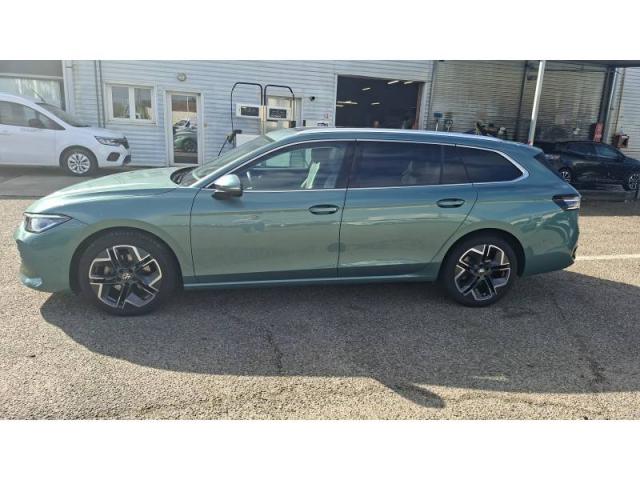 Volkswagen Passat image 7