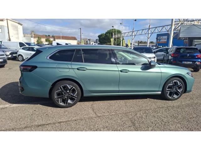 Volkswagen Passat image 5